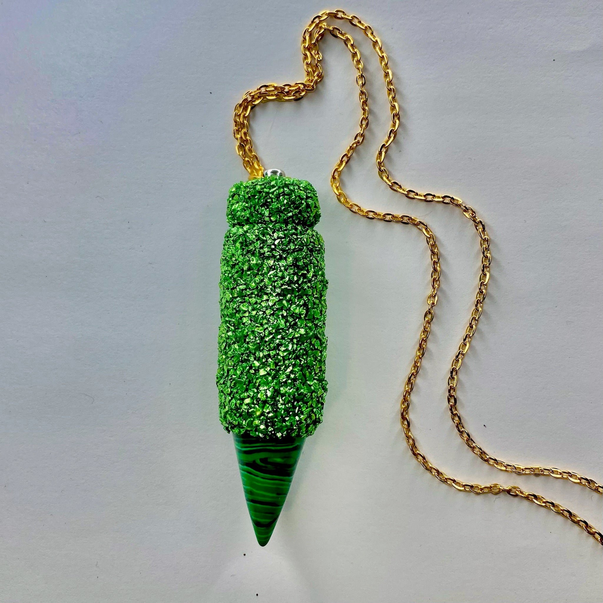 Snuff Vial With Spoon  Custom pendants, Semi precious gems, Spoon necklace